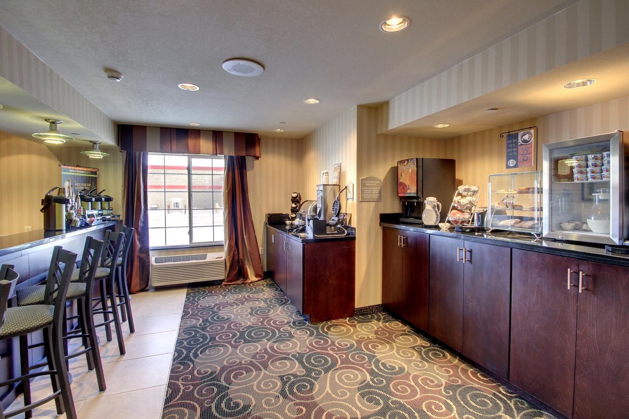 Cobblestone Inn & Suites - Carrington Luaran gambar