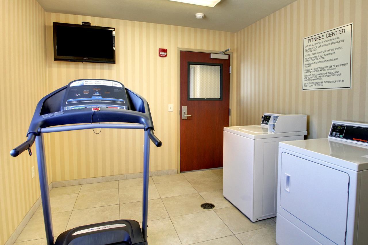 Cobblestone Inn & Suites - Carrington Luaran gambar